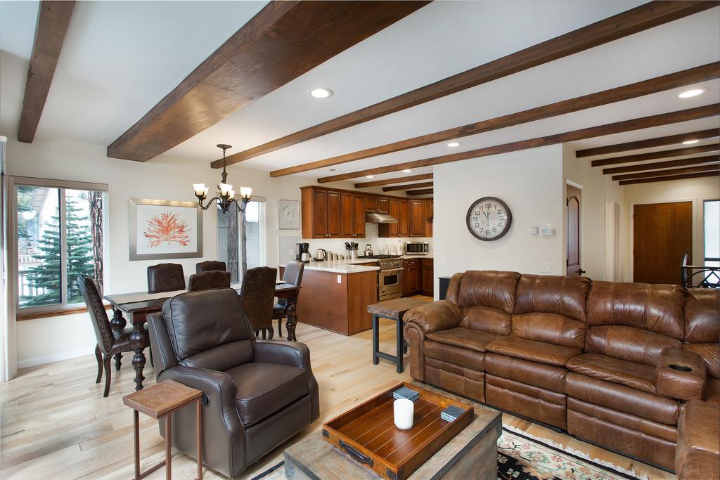 Mammoth Village Properties By 101 Great Escapes Mammoth Lakes Oda fotoğraf
